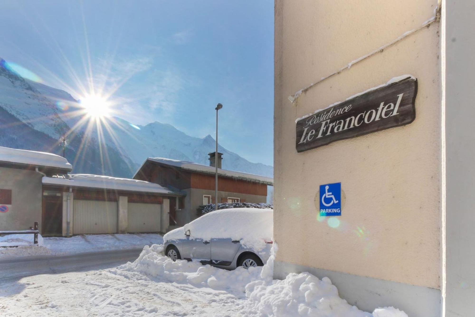 شقة Les Pecles Mt Blanc - Chamonix Center المظهر الخارجي الصورة