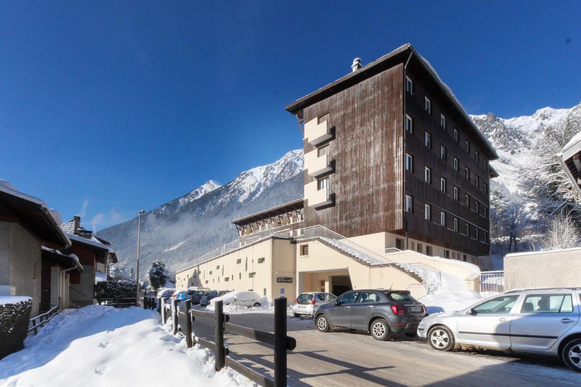 شقة Les Pecles Mt Blanc - Chamonix Center المظهر الخارجي الصورة