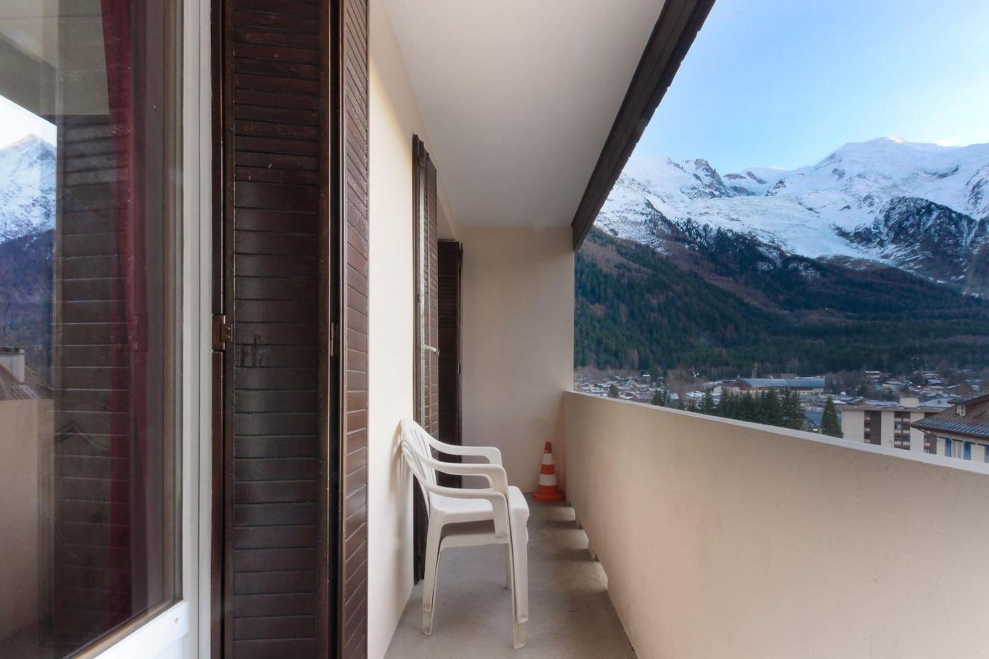 شقة Les Pecles Mt Blanc - Chamonix Center المظهر الخارجي الصورة